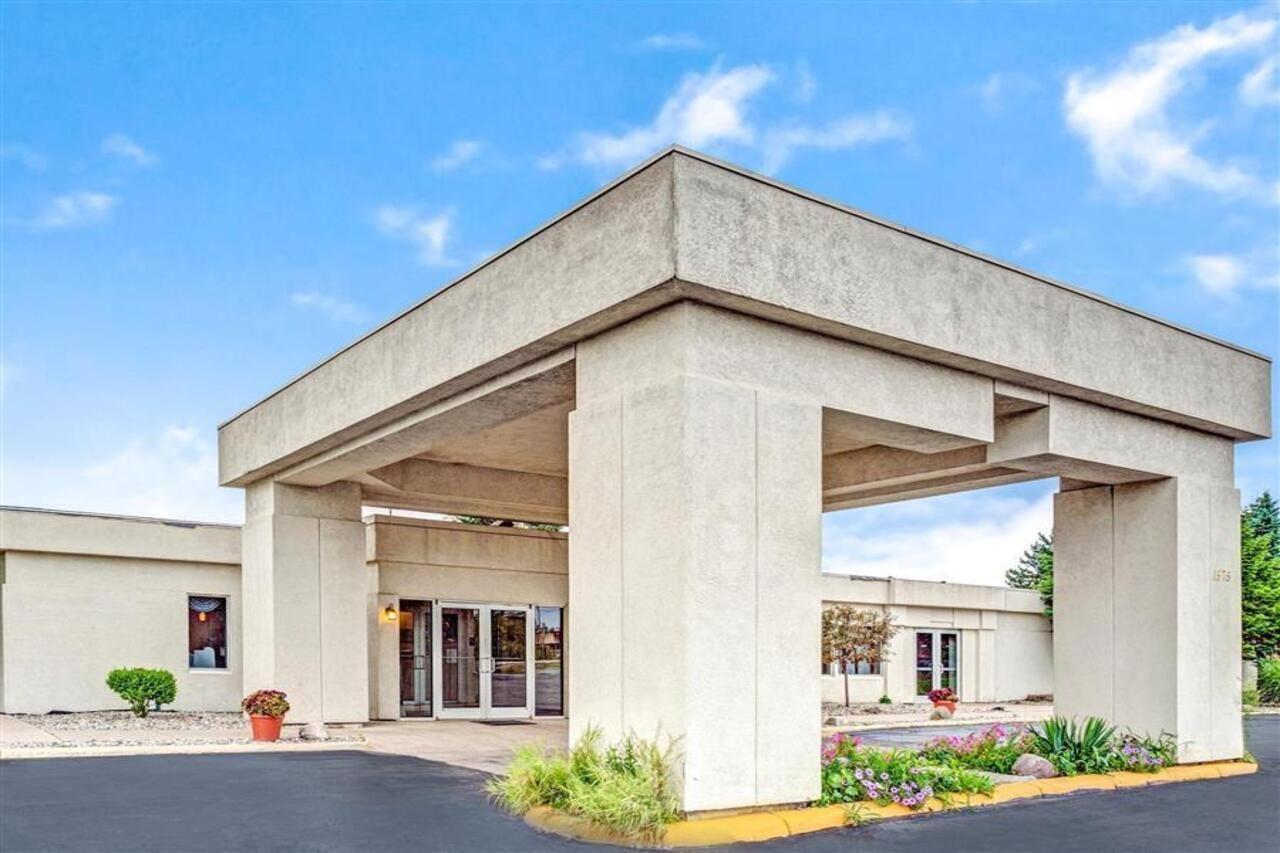 Adrian Inn Exterior photo